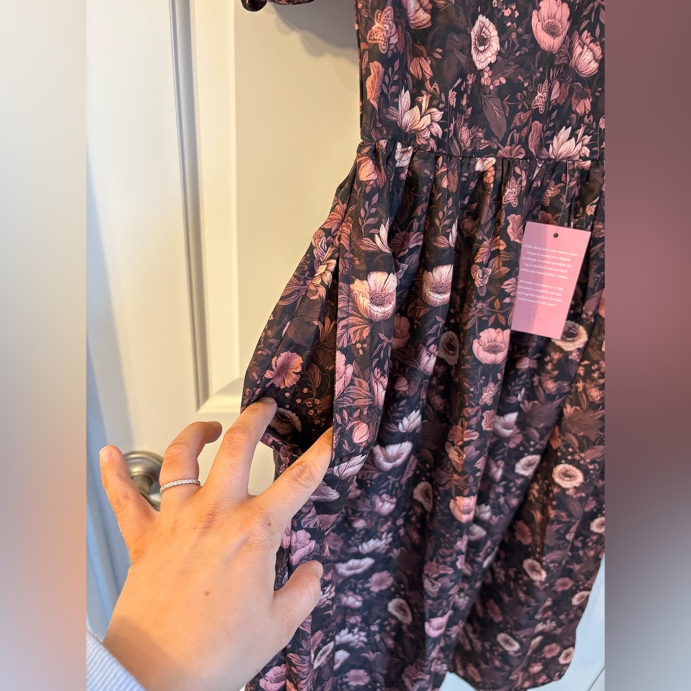 Ivy City Co Black and Pink Floral Dress - Picture 2 of 8